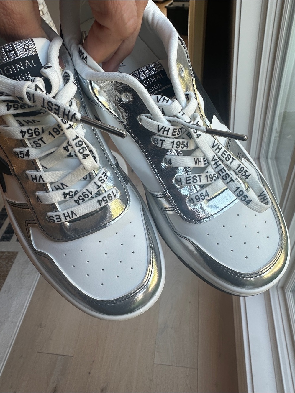 Vintage Havana Silver and Black Low-Top Sneakers - Picture 4 of 8